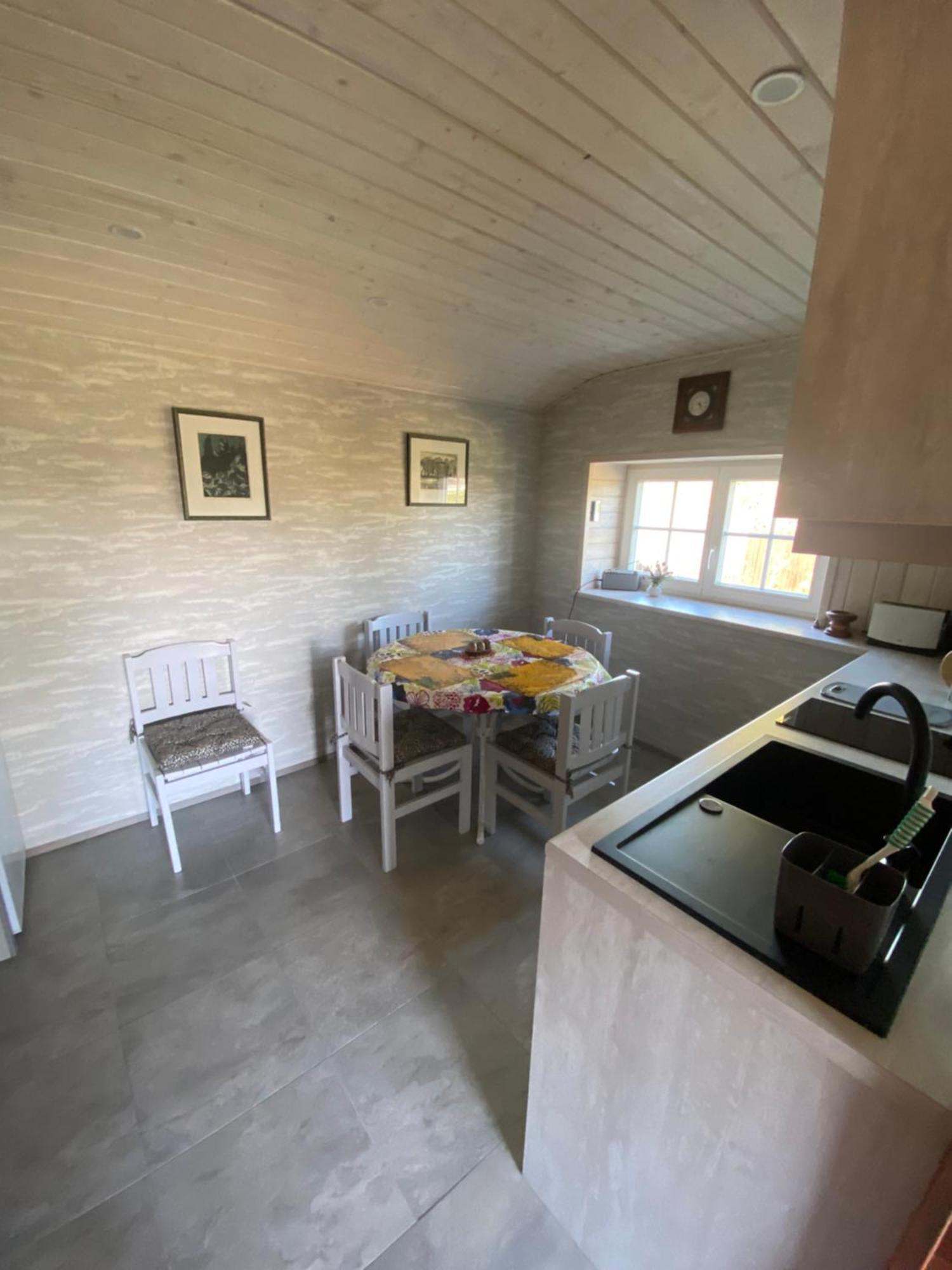 Joosti Summer House Kasmu Exterior photo